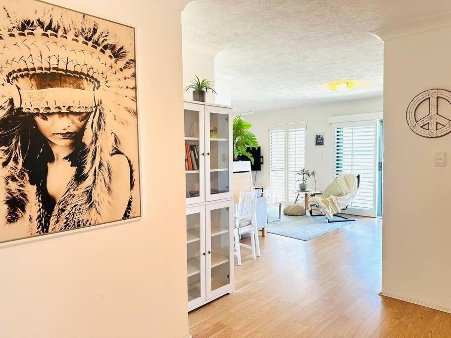 Ocean View Dreaming, Metres To The Beach! Apartment *